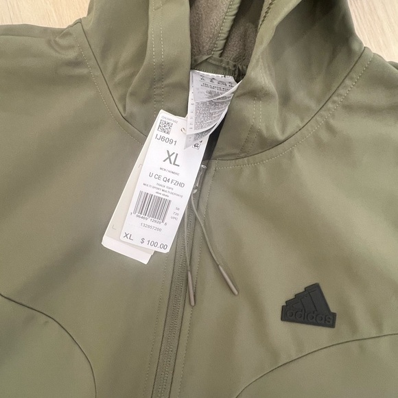 Olive Green Adidas sweatsuit - Picture 2 of 5